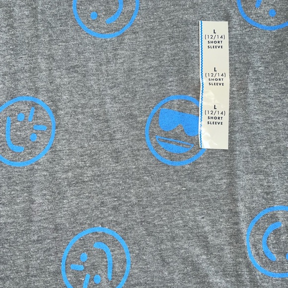 Boys short sleeve summer shirt - Picture 2 of 2